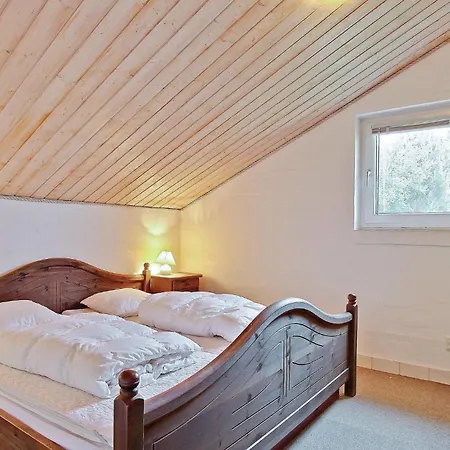 Awesome In Spttrup With 3 Bedrooms, Sauna And Wifi Vakantiehuis *