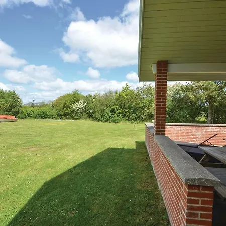 Awesome In Spttrup With 3 Bedrooms, Sauna And Wifi